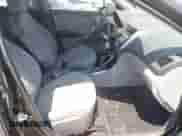 2013 Hyundai Accent GS с VIN KMHCT5AE2DU084358, выставлен на аукционе IAAI как лот 42564523 с пробегом 149 154 миль миль и . История ставок и продаж доступна на DreamBid. Изображение 5.