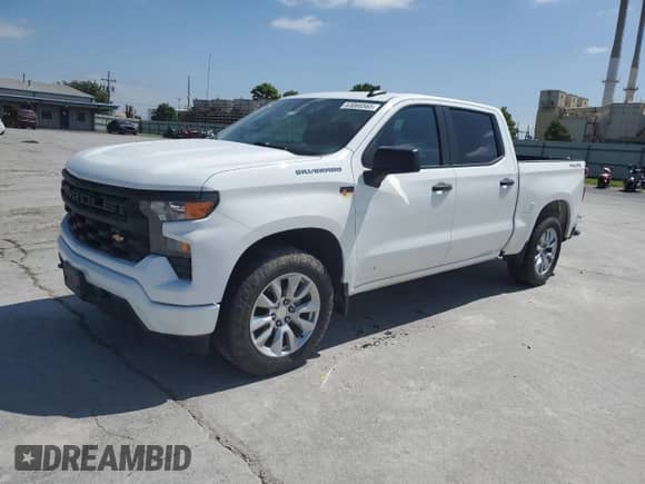 2022 Chevrolet Silverado 1500 Custom z VIN 3GCPDBEK0NG525703, wystawiony jako Copart lot #63066565 z przebiegiem 105 626 mil mil oraz Szkoda całkowita • Salvage title. Historia ofert i sprzedaży dostępna na DreamBid. Obrazek 1.