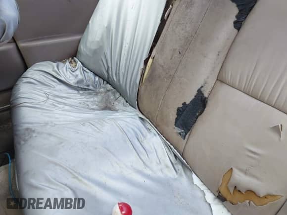 1998 Lexus SC 300 with VIN JT8CD32ZXW1003553, listed as a IAAI auction lot 43553081 with Not provided miles and . Bid and sale history available at DreamBid. Image 8.