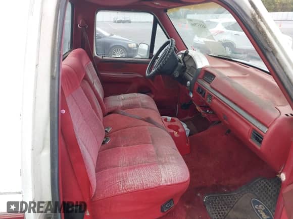 1992 Ford F-150 with VIN 1FTDF15N2NNA47745, listed as a IAAI auction lot 43557566 with Not provided miles and . Bid and sale history available at DreamBid. Image 8.