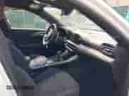 2024 Dodge Hornet R/T z VIN ZACPDFCW8R3A28634, wystawiony jako IAAI lot #42019630 z przebiegiem 19 029 mil mil oraz . Historia ofert i sprzedaży dostępna na DreamBid. Obrazek 5.