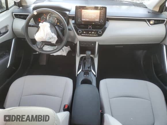 2022 Toyota Corolla Cross L with VIN 7MUAAAAGXNV031768, listed as a Copart auction lot 80688085 with 51,400 mi miles and Non repairable. Bid and sale history available at DreamBid. Image 8.