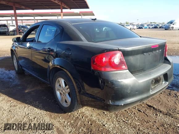 2014 Dodge Avenger SXT с VIN 1C3CDZCB0EN121306, выставлен на аукционе IAAI как лот 43466206 с пробегом 116 459 миль миль и . История ставок и продаж доступна на DreamBid. Изображение 3.