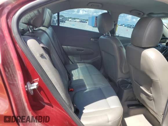 2017 Chevrolet Sonic Premier с VIN 1G1JF5SB1H4118148, выставлен на аукционе Copart как лот 81617525 с пробегом 112 248 миль миль и Списание • Salvage title. История ставок и продаж доступна на DreamBid. Изображение 10.