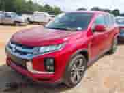 2021 Mitsubishi Outlander ES z VIN JA4ARUAU3MU019380, wystawiony jako IAAI lot #42869543 z przebiegiem 47 305 mil mil oraz . Historia ofert i sprzedaży dostępna na DreamBid. Obrazek 17.