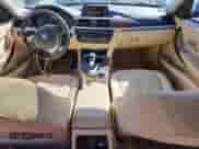 2015 BMW 3 Series 328i xDrive с VIN WBA3B5C54FF961232, выставлен на аукционе Copart как лот 84482765 с пробегом 136 272 миль миль и Списание • Salvage title. История ставок и продаж доступна на DreamBid. Изображение 8.