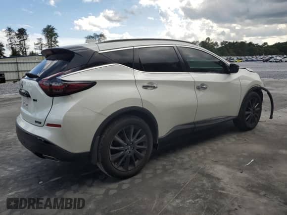 2024 Nissan Murano SV z VIN 5N1AZ2BJ2RC100247, wystawiony jako Copart lot #63825574 z przebiegiem 8 505 mil mil oraz Szkoda całkowita • Salvage title. Historia ofert i sprzedaży dostępna na DreamBid. Obrazek 3.
