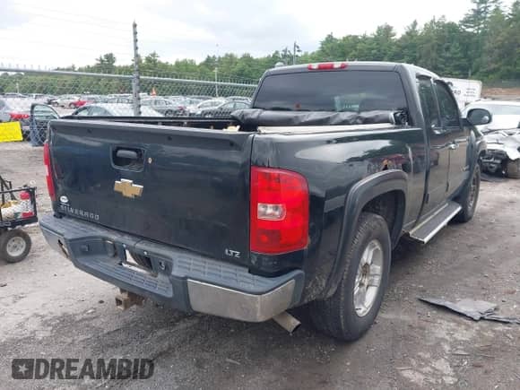 2007 Chevrolet Silverado 1500 Work Truck с VIN 1GCEK19J07Z565520, выставлен на аукционе IAAI как лот 42516749 с пробегом 242 910 миль миль и . История ставок и продаж доступна на DreamBid. Изображение 4.