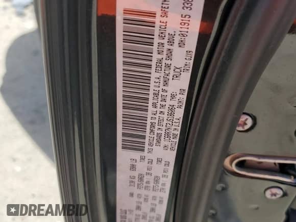 2018 Ram 1500 Laramie z VIN 1C6RR7NT2JS186064, wystawiony jako Copart lot #69123595 z przebiegiem 78 260 mil mil oraz Szkoda całkowita • Salvage title. Historia ofert i sprzedaży dostępna na DreamBid. Obrazek 12.