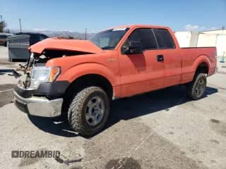 2013 Ford F-150 XL z VIN 1FTFX1CF1DKE19125, wystawiony jako Copart lot #80273475 z przebiegiem Nie podano mil oraz Szkoda całkowita • Salvage title. Historia ofert i sprzedaży dostępna na DreamBid. Obrazek 1.