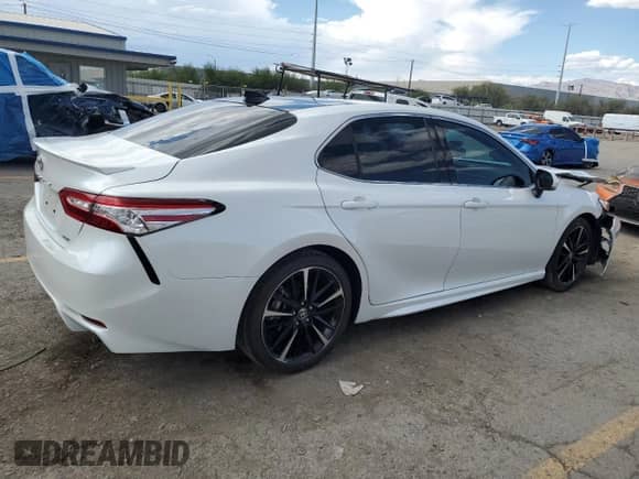 2020 Toyota Camry XSE с VIN 4T1K61AK4LU952330, выставлен на аукционе Copart как лот 84054715 с пробегом 29 989 миль миль и Списание • Salvage title. История ставок и продаж доступна на DreamBid. Изображение 3.