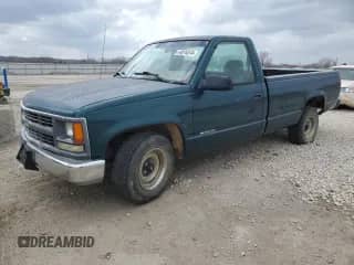 1996 Chevrolet Silverado 1500 with VIN 1GCEC14W0TZ148697, listed as a Copart auction lot 44876374 with 209,595 mi miles and Salvage title. Bid and sale history available at DreamBid. Image 1.