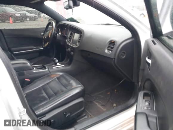 2013 Dodge Charger SXT with VIN 2C3CDXJG8DH528767, listed as a IAAI auction lot 41627596 with 204,619 mi miles and . Bid and sale history available at DreamBid. Image 5.