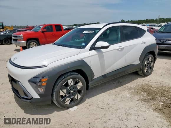 2024 Hyundai Kona SEL с VIN KM8HC3AB6RU045733, выставлен на аукционе Copart как лот 65096365 с пробегом 17 295 миль миль и Чистый • Clean title. История ставок и продаж доступна на DreamBid. Изображение 1.