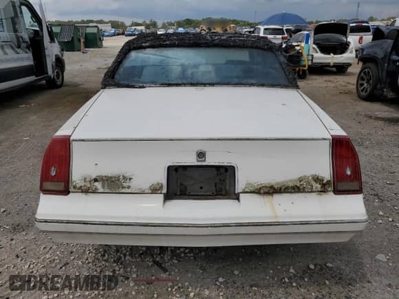 1988 Chevrolet Monte Carlo с VIN 1G1GZ11H6JP121941, выставлен на аукционе Copart как лот 55831985 с пробегом 65 680 миль миль и Чистый • Clean title. История ставок и продаж доступна на DreamBid. Изображение 6.