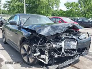2024 BMW i4 xDrive40 с VIN WBY83FB03RFT31075, выставлен на аукционе IAAI как лот 42743691 с пробегом 14 883 миль миль и . История ставок и продаж доступна на DreamBid. Изображение 1.