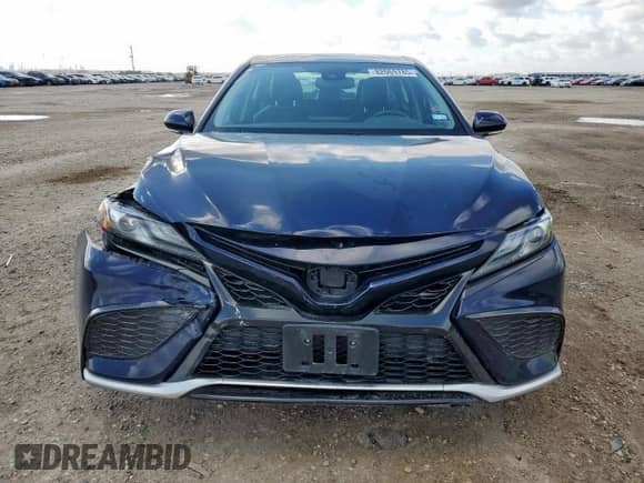 2021 Toyota Camry XSE with VIN 4T1K61AK6MU484599, listed as a Copart auction lot 82069785 with 61,740 mi miles and Salvage title. Bid and sale history available at DreamBid. Image 5.