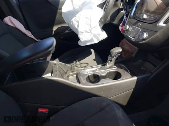 2022 Chevrolet Malibu LS с VIN 1G1ZC5ST3NF185564, выставлен на аукционе IAAI как лот 42306740 с пробегом Не указан миль и . История ставок и продаж доступна на DreamBid. Изображение 5.