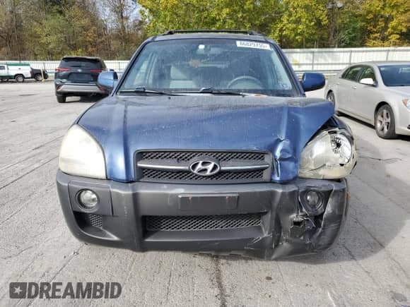 2005 Hyundai Tucson GLS with VIN KM8JN72D35U191102, listed as a Copart auction lot 86829755 with 95,762 mi miles and Salvage title. Bid and sale history available at DreamBid. Image 5.