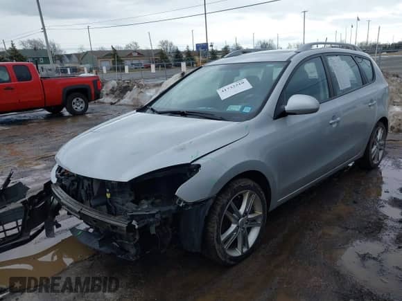 2012 Hyundai Elantra SE с VIN KMHDC8AE4CU156200, выставлен на аукционе IAAI как лот 41732510 с пробегом 40 107 миль миль и . История ставок и продаж доступна на DreamBid. Изображение 2.