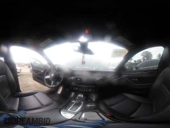 2016 BMW 5 Series 535i с VIN WBA5B1C59GG552298, выставлен на аукционе IAAI как лот 42958454 с пробегом 109 325 миль миль и . История ставок и продаж доступна на DreamBid. Изображение 18.