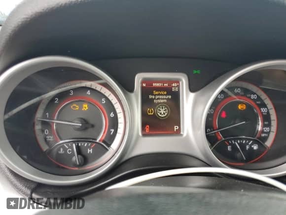 2019 Dodge Journey SE z VIN 3C4PDDBG0KT739234, wystawiony jako Copart lot #81740585 z przebiegiem 95 831 mil mil oraz Szkoda całkowita • Salvage title. Historia ofert i sprzedaży dostępna na DreamBid. Obrazek 9.