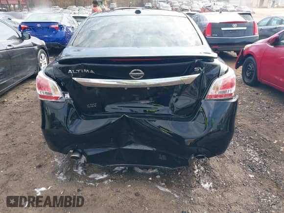 2015 Nissan Altima S z VIN 1N4AL3AP2FC434796, wystawiony jako IAAI lot #41484421 z przebiegiem 124 602 mil mil oraz . Historia ofert i sprzedaży dostępna na DreamBid. Obrazek 16.