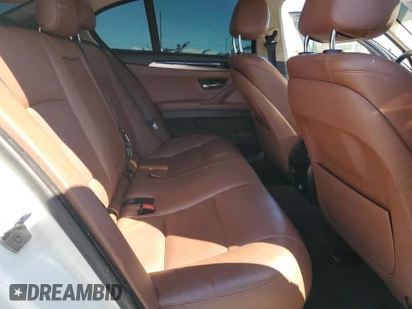 2015 BMW 5 Series 528i xDrive with VIN WBA5A7C52FD627302, listed as a Copart auction lot 81716085 with 101,095 mi miles and Salvage title. Bid and sale history available at DreamBid. Image 10.