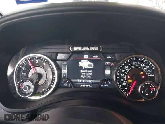 2022 Ram 1500 Big Horn с VIN 1C6RREBT7NN231268, выставлен на аукционе IAAI как лот 41244081 с пробегом 25 564 миль миль и . История ставок и продаж доступна на DreamBid. Изображение 7.
