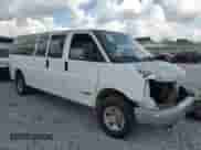 2004 Chevrolet Express Passenger z VIN 1GAHG39U141135891, wystawiony jako Copart lot #63006135 z przebiegiem Nie podano mil oraz Szkoda całkowita • Salvage title. Historia ofert i sprzedaży dostępna na DreamBid. Obrazek 4.