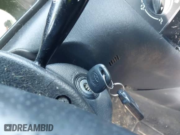 2008 Toyota Corolla CE with VIN 1NXBR32E78Z003261, listed as a IAAI auction lot 43443808 with 173,069 mi miles and . Bid and sale history available at DreamBid. Image 11.