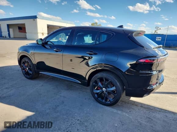 2024 Dodge Hornet R/T with VIN ZACPDFCW8R3A20730, listed as a Copart auction lot 87210045 with 639 mi miles and Salvage title. Bid and sale history available at DreamBid. Image 2.