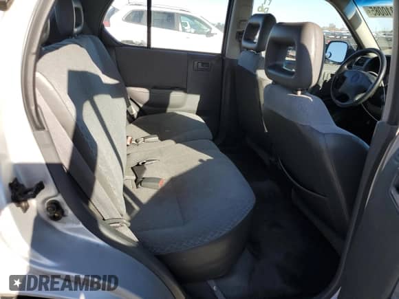1999 Honda Passport LX с VIN 4S6CM58W1X4411839, выставлен на аукционе Copart как лот 48310085 с пробегом 158 677 миль миль и Списание • Salvage title. История ставок и продаж доступна на DreamBid. Изображение 10.