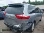 2017 Toyota Sienna LE с VIN 5TDJZ3DC8HS184113, выставлен на аукционе IAAI как лот 43153189 с пробегом 100 814 миль миль и . История ставок и продаж доступна на DreamBid. Изображение 4.