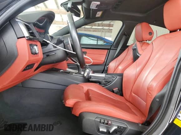 2018 BMW 4 Series 440i с VIN WBA4J5C53JBF06379, выставлен на аукционе Copart как лот 62427115 с пробегом 68 470 миль миль и Списание • Salvage title. История ставок и продаж доступна на DreamBid. Изображение 7.