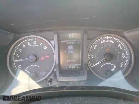 2017 Toyota Tacoma SR5 with VIN 5TFCZ5AN0HX067369, listed as a Copart auction lot 86234915 with 250,421 mi miles and Salvage title. Bid and sale history available at DreamBid. Image 9.