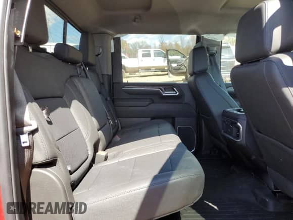 2025 Chevrolet Silverado 3500HD LTZ с VIN 1GC4KUEY1SF201150, выставлен на аукционе Copart как лот 50533315 с пробегом 2 174 миль миль и Списание • Salvage title. История ставок и продаж доступна на DreamBid. Изображение 10.