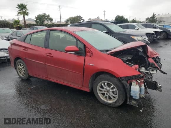 2016 Toyota Prius Two with VIN JTDKBRFU6G3523727, listed as a Copart auction lot 84915455 with 113,969 mi miles and Salvage title. Bid and sale history available at DreamBid. Image 4.