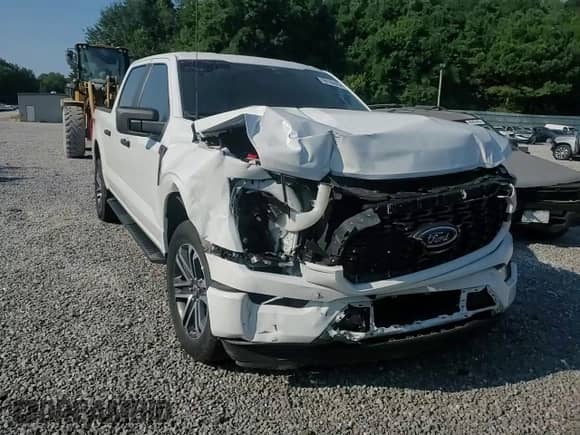 2023 Ford F-150 XL z VIN 1FTFW1E55PFB16935, wystawiony jako Copart lot #68186445 z przebiegiem 40 765 mil mil oraz Szkoda całkowita • Salvage title. Historia ofert i sprzedaży dostępna na DreamBid. Obrazek 13.