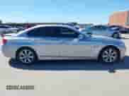 2013 BMW 5 Series 550i z VIN WBAFR9C50DD227180, wystawiony jako IAAI lot #42292272 z przebiegiem 84 065 mil mil oraz . Historia ofert i sprzedaży dostępna na DreamBid. Obrazek 13.