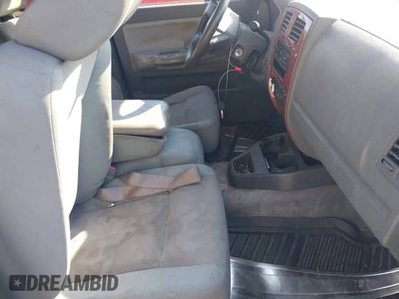2005 Dodge Dakota SLT with VIN 1D7HE42K75S246250, listed as a IAAI auction lot 43359790 with 225,930 mi miles and . Bid and sale history available at DreamBid. Image 5.