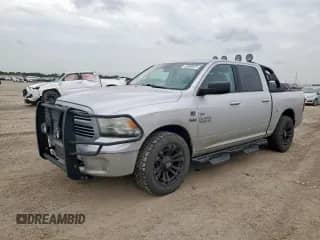 2015 Ram 1500 Lone Star z VIN 1C6RR7LT7FS752276, wystawiony jako Copart lot #63688925 z przebiegiem 165 647 mil mil oraz Szkoda całkowita • Salvage title. Historia ofert i sprzedaży dostępna na DreamBid. Obrazek 1.