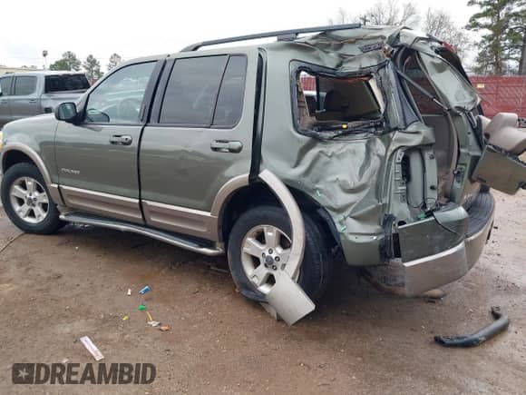 2004 Ford Explorer Eddie Bauer with VIN 1FMZU74WX4UA54743, listed as a IAAI auction lot 41190762 with 168,093 mi miles and . Bid and sale history available at DreamBid. Image 3.