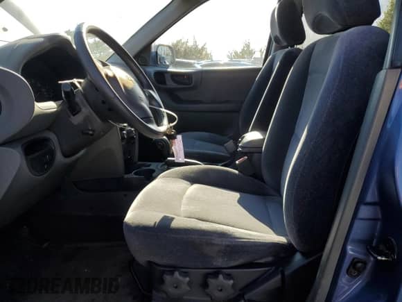 2002 Hyundai Santa Fe GLS с VIN KM8SC13D72U229643, выставлен на аукционе Copart как лот 52303635 с пробегом 71 912 миль миль и Списание • Salvage title. История ставок и продаж доступна на DreamBid. Изображение 7.