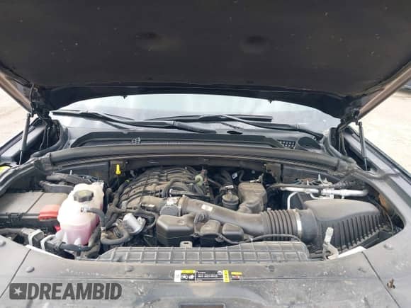 2024 Jeep Grand Cherokee Limited with VIN 1C4RJKBG0R8572260, listed as a IAAI auction lot 42629814 with 12,677 mi miles and . Bid and sale history available at DreamBid. Image 10.