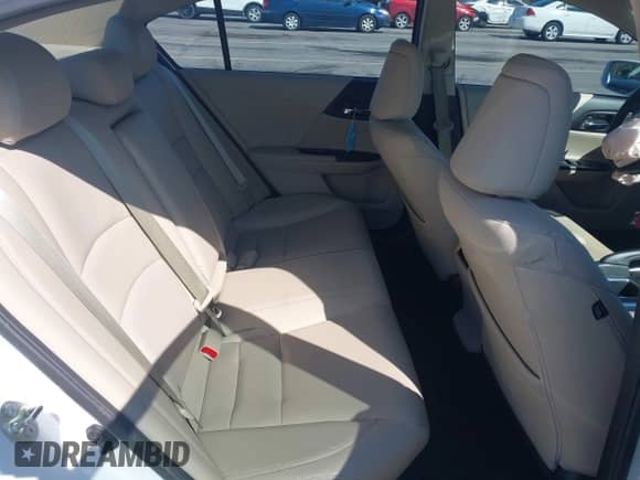 2015 Honda Accord EX-L z VIN 1HGCR3F85FA010206, wystawiony jako IAAI lot #43291573 z przebiegiem 137 713 mil mil oraz . Historia ofert i sprzedaży dostępna na DreamBid. Obrazek 8.