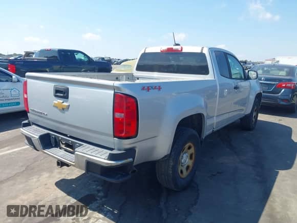 2017 Chevrolet Colorado 4WD WT z VIN 1GCHTBEN0H1246840, wystawiony jako IAAI lot #43284060 z przebiegiem 99 919 mil mil oraz . Historia ofert i sprzedaży dostępna na DreamBid. Obrazek 4.