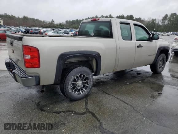 2008 Chevrolet Silverado 1500 Work Truck with VIN 1GCEC19X18Z319224, listed as a Copart auction lot 51973565 with 221,659 mi miles and Clean title. Bid and sale history available at DreamBid. Image 3.