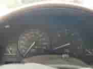 1997 Saturn SL z VIN 1G8ZF5288VZ115030, wystawiony jako Copart lot #80317135 z przebiegiem 259 292 mil mil oraz Szkoda całkowita • Salvage title. Historia ofert i sprzedaży dostępna na DreamBid. Obrazek 9.
