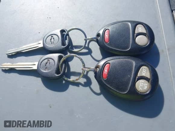 2011 Chevrolet Colorado 1LT z VIN 1GCHTCFE2B8115945, wystawiony jako IAAI lot #42314389 z przebiegiem 250 571 mil mil oraz . Historia ofert i sprzedaży dostępna na DreamBid. Obrazek 11.